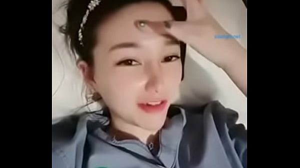Tayangan Langsung: Cewek Asia Menggoda Tukang Pijat Hingga Tak Kuasa Menahan Nafsu