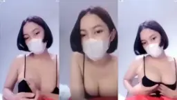 Desti Rambut Pendek, Remes Dalem Buah Dada Sampe Muncrat.