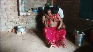Devar Ngentot Memek Bhabhi Barunya Yang Sempit Dalam Film Porno Desi Biru
