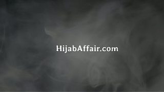 Ibu Tiri Arab Mengira Kontolku Lampu, Sampai Ujungnya Basah