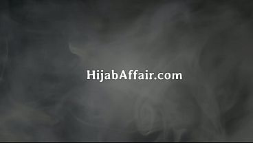 Ibu Tiri Arab Mengira Kontolku Lampu, Sampai Ujungnya Basah