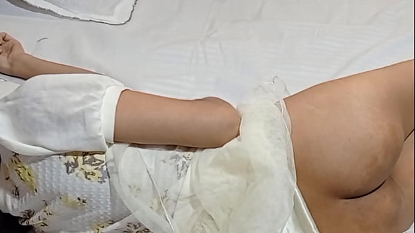 Saudara Tiri India Dan Adegan Peran Intim Penuh Gairah Dengan Audio Hindi Jelas – Video Panas Desi