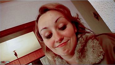 Krystal Si Cewek Arab Seksi Digoda Dan Digarap Keras Di Sofa Sama Terry