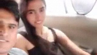 Delhi College Cewek Sajeetha Digebuk Di Dalam Mobil