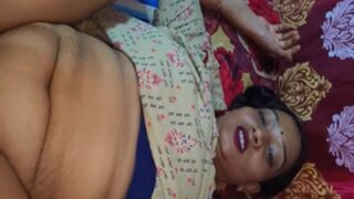 Suami Bangunin Istri, Langsung Colongin Adegan Sange Mereka