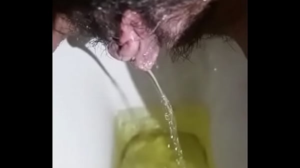 Bokep India, Cewek Desi Ngocok Sambil Pipis