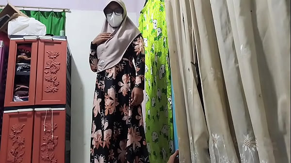 Bu Guru Gregetan Liat Murid Coli, Langsung Diajak Crot Bareng.