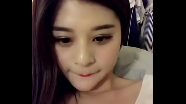 Cewek China Colmek Di Depan Kamera, Suara Nafas Bikin Makin Panas