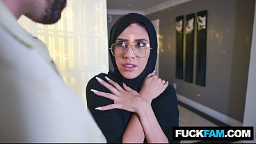 Hijabis Celah Keperawanan Malaikat Del Rey, Siap Dihajar Habis