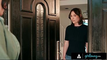 Cewek Nakal – Sarah Arab Montok Balik Lagi Sama Mantan Komandan Casey Calvert, Main Seru Sampe Ngelunjak