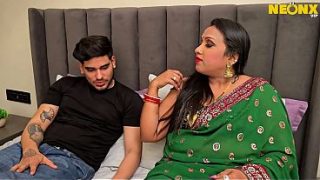 Bhabhi Lagi Kepanasan, Digebukin Desi Boy, Suara Nafas Basah, Ngentot Keras (hindi Audio).
