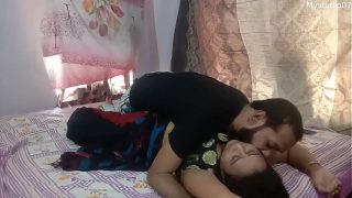 Video Mesum Kakak Adik Tiri India Dengan Suara Jernih Dan Musik Bikin Ngilu.