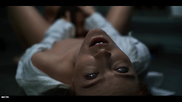 Kontrol Pikiran Parasit Alien Vs Cewek Seksi