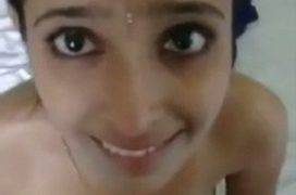 Kaget Istri India Mulut Penuh Air Mani