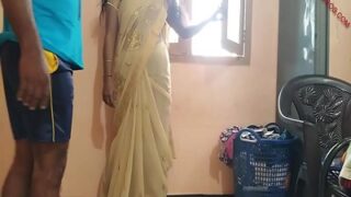 Seorang Istri Di Kerala Main Di Belakang Suami Demi Kontol Tetangga
