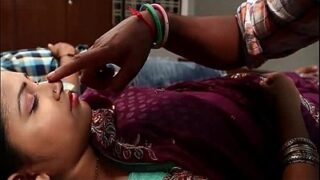 Tontonan Campuran Adegan Asli Dan Porno Dalam Video Desi Paling Hot.