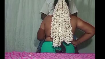 Desi Tamil Istri Rumah Seksi Digenjot
