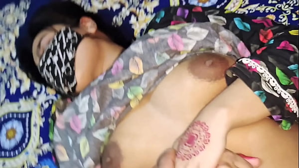 Ibu Tiriku Ngajarin Aku Seks, Dirty Talk Hindi, Erangan, Sex Liar Yang Bikin Makin Gila.