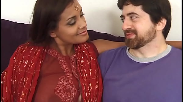 Istri Selingkuh Shriya Tante Ngentot Bareng Kakak Tiri Dan Temannya – Suara Hindi Jelas