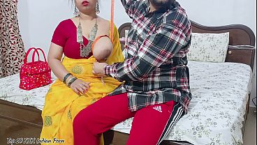 Jahit Jahit Baju, Sambil Ngencengin Cewek India Hot Di Toko. Video Hindi Full.