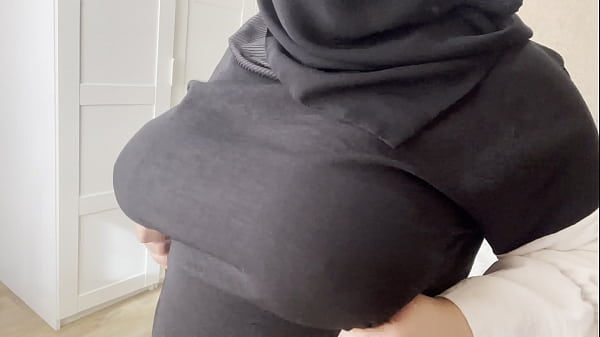 Teman Lihat Istri Arab Teman Pamer Tetek