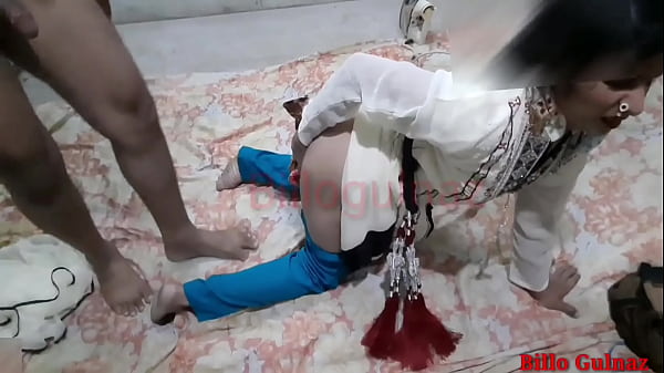 Desi Village Couple Karo Main Sex Karte Hue, Desi Sex Video Hindi Audio Ke Saath