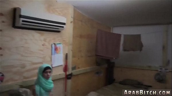 Operasi Pussy Run Pertama Kali: Anal Arab Bikin Ngeganggu!
