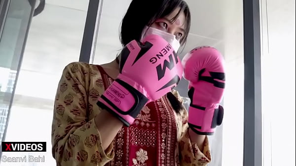 Desi Petarung Ufc Cewek, Pukulannya Bikin Merem Melek Kayak Pro