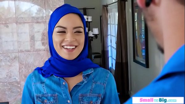 Bini Kecil Arab Digebrak Dua Kontol Gede Sampe Mampus
