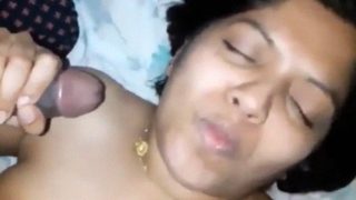 Bini India Desi Ngewe Mulut, Telan Habis Air Mani