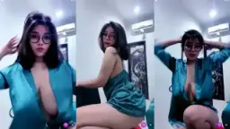 Ica Kane Belahan Susu Bikin Ngaceng Abis