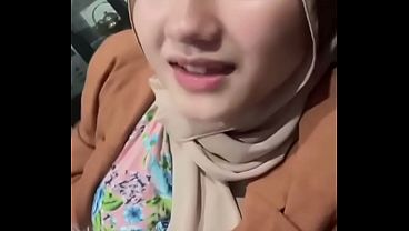 Tonton Cewek Abg Indonesia Live, Goyang-goyang Hot Bikin Tegang!