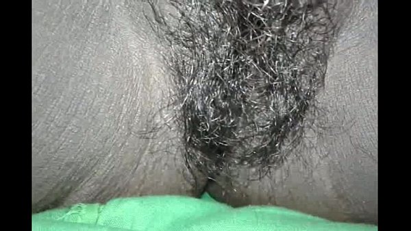 4 Desi Lesbian Pamer Memek Berbulu Lebat, Bikin Muncrat