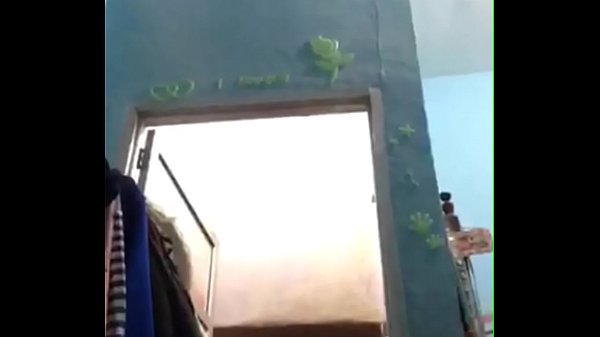 Gadis Indonesia Mandi Di Depan Kamera, Basah Kuyup Bikin Greget