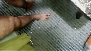 Ngentot Bertiga Arab, Kontol Besar Digeprek, Cewek Irak Jadi Pelacur, Pantat Dibuka Lebar