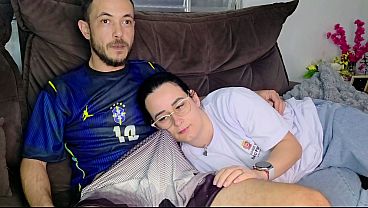 Ibu Tiri Digoda Kakak Tiri Sambil Nonton Timnas Brasil, Bikin Basah.