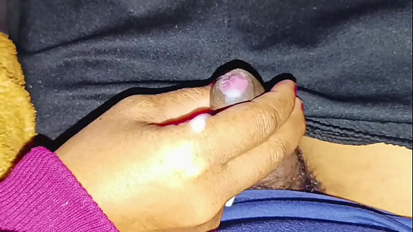Tanteku Doyan Kontol Kecil, Suka Dimainin Sambil Ngiler.